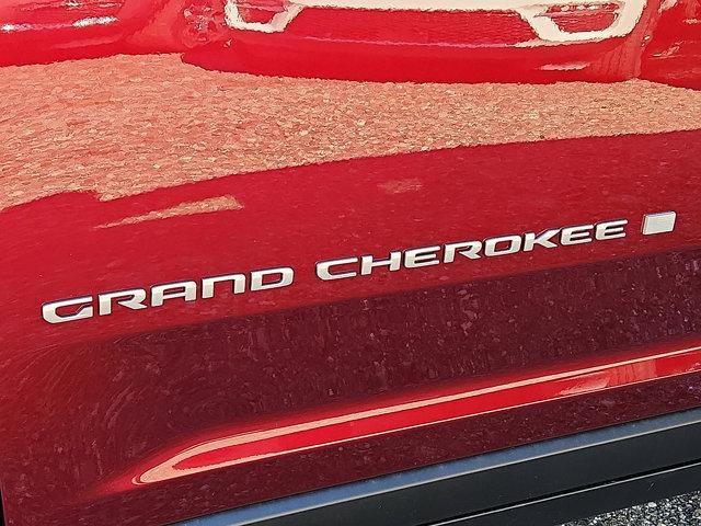 new 2025 Jeep Grand Cherokee car, priced at $44,170