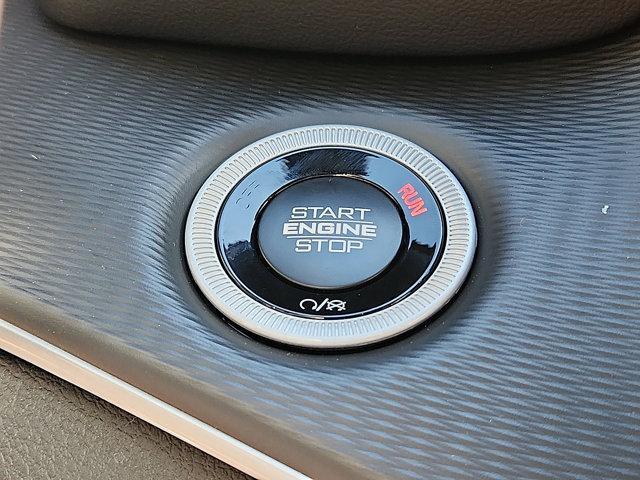 new 2025 Jeep Grand Cherokee car, priced at $44,170