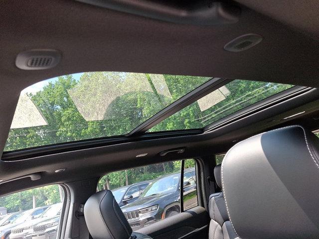 new 2025 Jeep Grand Cherokee L car, priced at $54,835