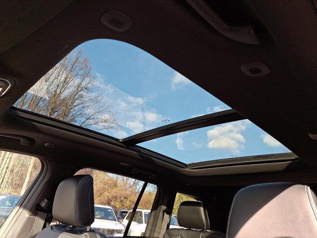 new 2025 Jeep Grand Cherokee car, priced at $60,580