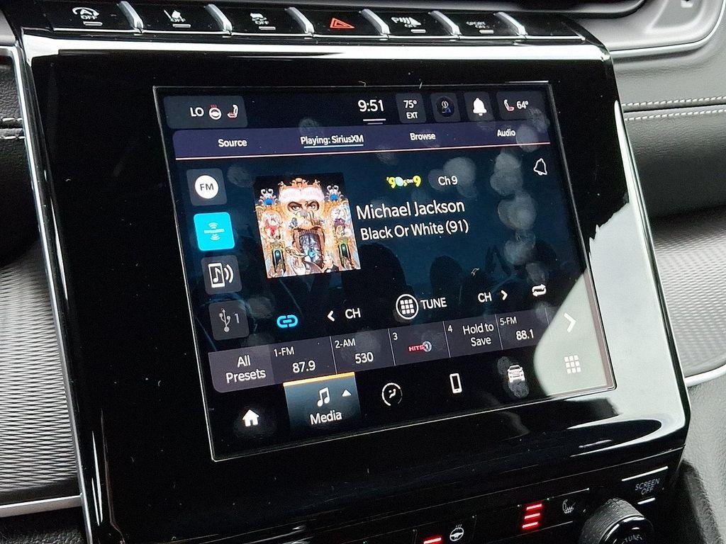 used 2025 Jeep Grand Cherokee car, priced at $39,887
