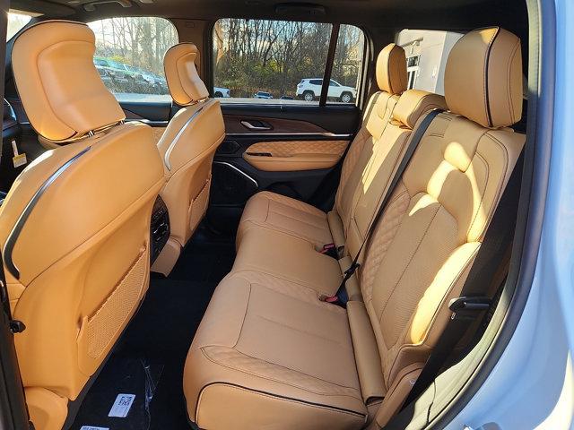 new 2025 Jeep Grand Cherokee car, priced at $63,985