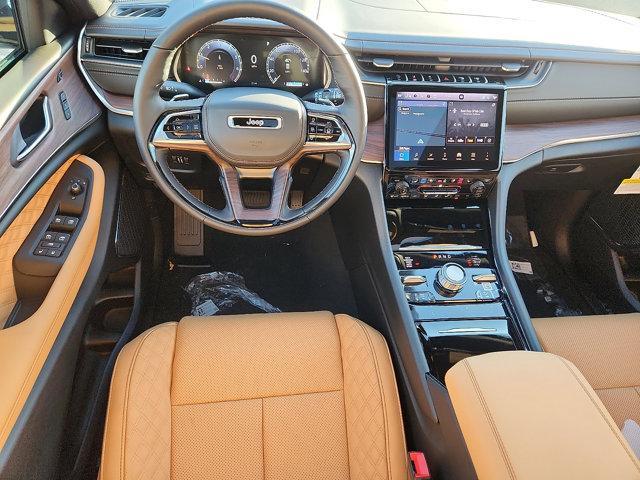 new 2025 Jeep Grand Cherokee car, priced at $63,985