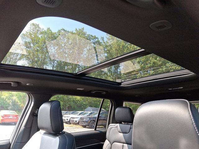 new 2025 Jeep Grand Cherokee L car, priced at $52,110