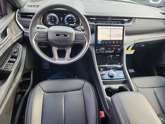 new 2025 Jeep Grand Cherokee car, priced at $47,495