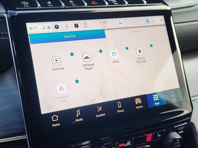 new 2025 Jeep Grand Cherokee car, priced at $47,495