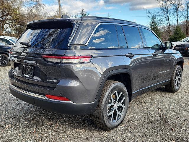 new 2025 Jeep Grand Cherokee car, priced at $47,495