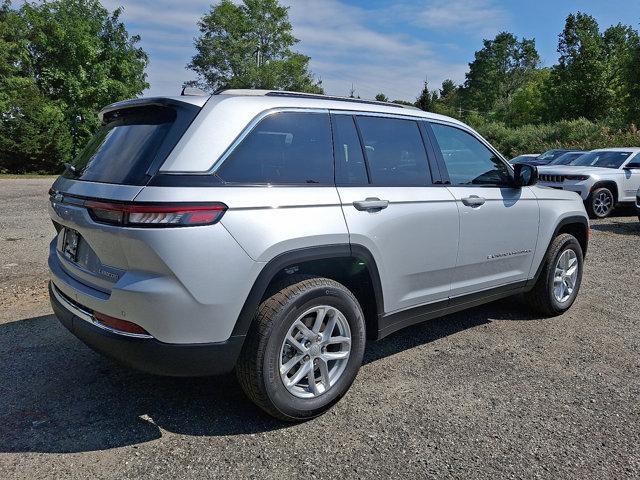 new 2025 Jeep Grand Cherokee car, priced at $44,170