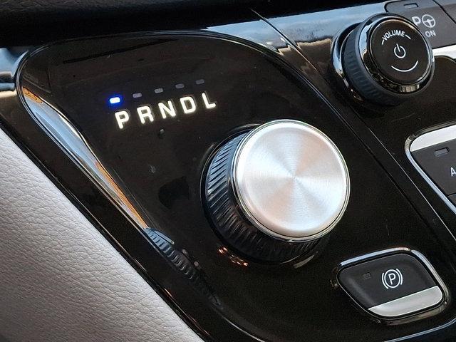 used 2023 Chrysler Pacifica Hybrid car, priced at $26,899