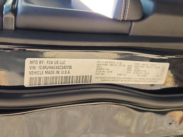 new 2025 Jeep Grand Cherokee car, priced at $46,730