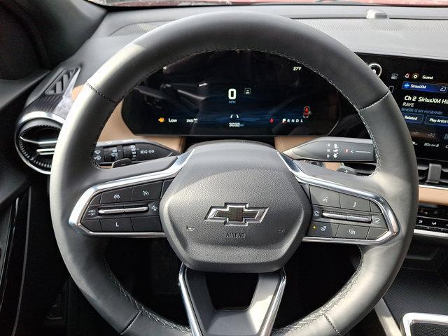 used 2025 Chevrolet Equinox car, priced at $33,410