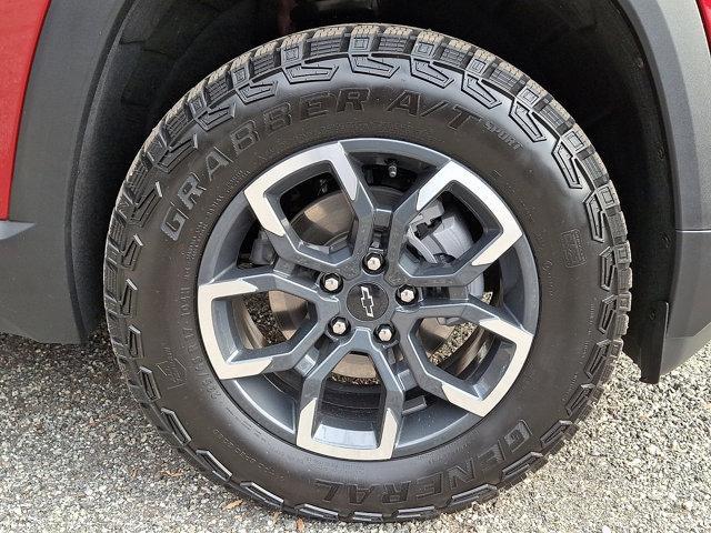 used 2025 Chevrolet Equinox car, priced at $33,410