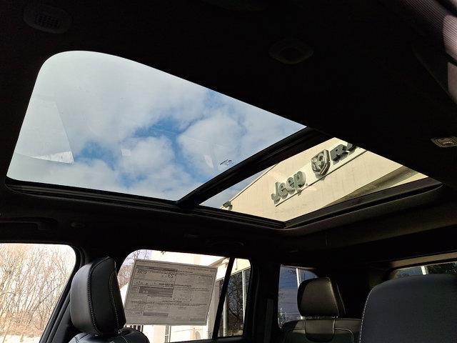 new 2026 Jeep Grand Cherokee car, priced at $49,805