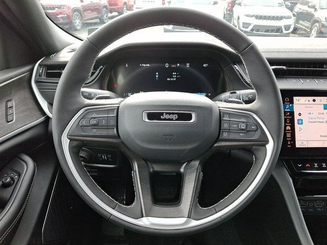 new 2026 Jeep Grand Cherokee car, priced at $49,805