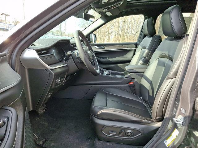 new 2026 Jeep Grand Cherokee car, priced at $49,805