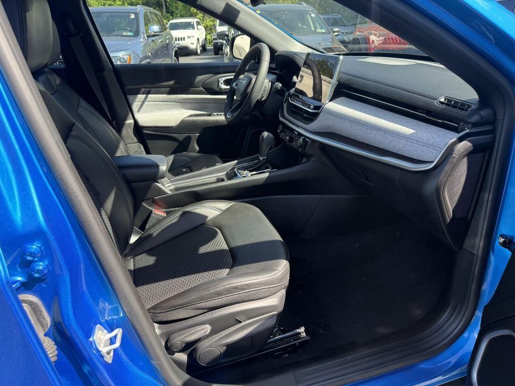 used 2023 Jeep Compass car, priced at $25,447