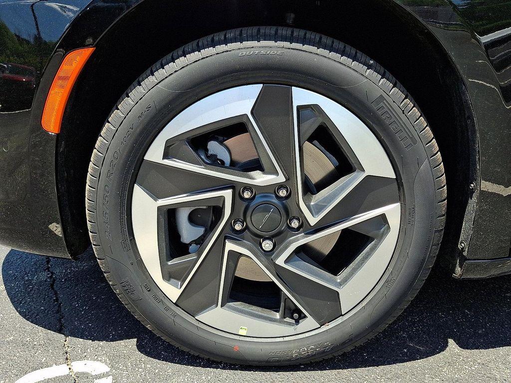 new 2027 Chrysler Pacifica car, priced at $54,600