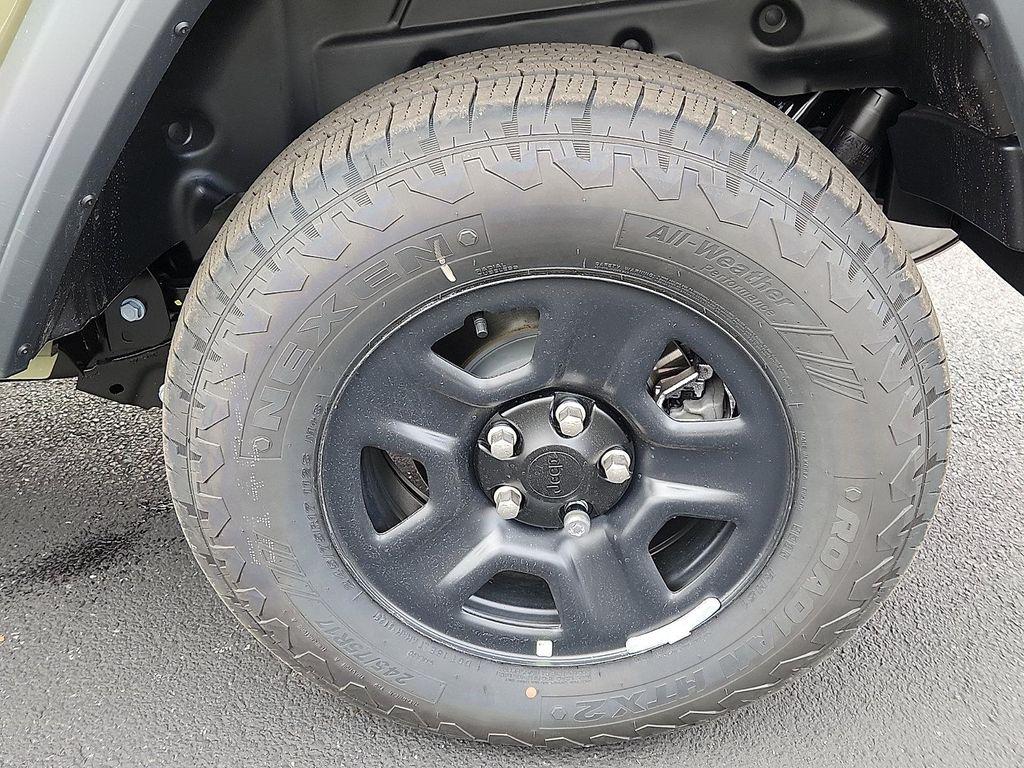 new 2026 Jeep Wrangler car, priced at $40,475