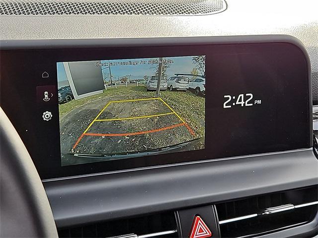 used 2025 Kia Seltos car, priced at $24,699