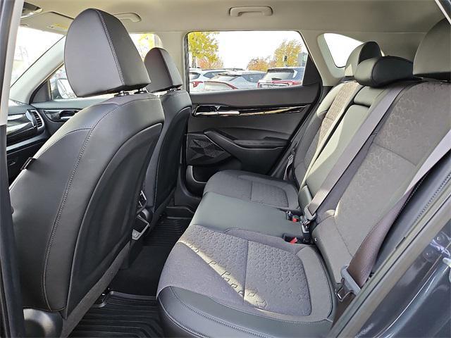 used 2025 Kia Seltos car, priced at $24,699