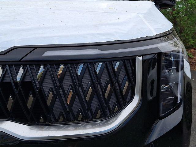 new 2026 Kia Carnival car, priced at $44,105