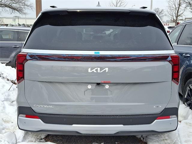 new 2026 Kia Carnival Hybrid car, priced at $45,655