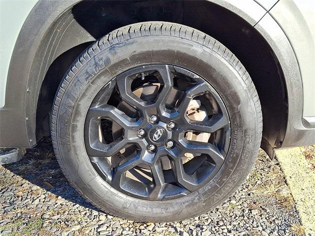 used 2022 Hyundai Santa Fe car, priced at $20,999