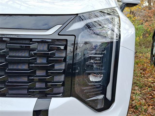 new 2026 Kia Sportage car, priced at $36,685