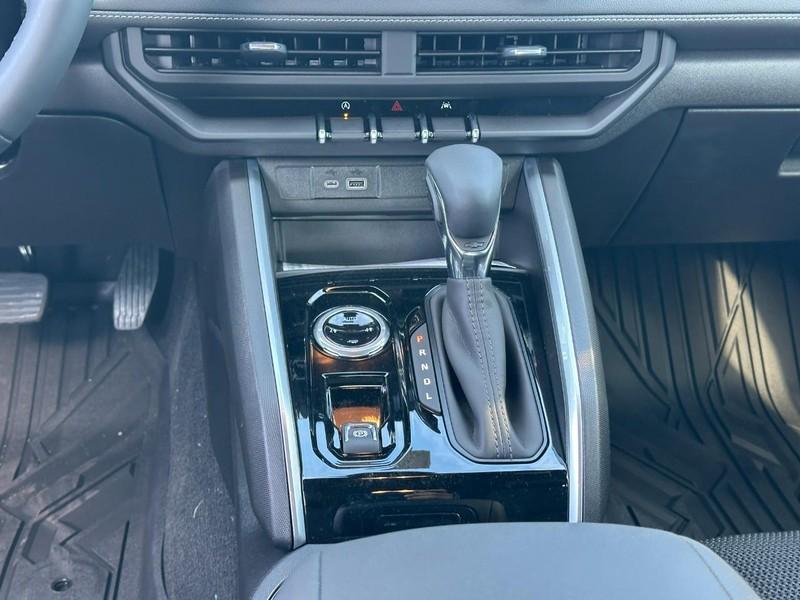 new 2026 Chevrolet Colorado car, priced at $38,630