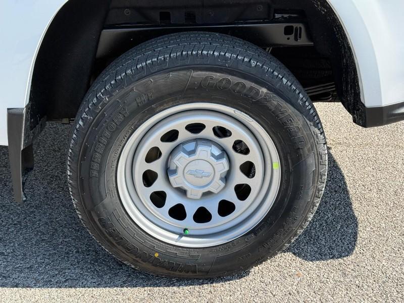 new 2026 Chevrolet Colorado car, priced at $29,760