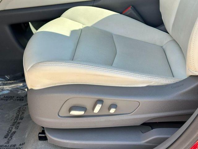 used 2024 Cadillac XT6 car, priced at $48,812
