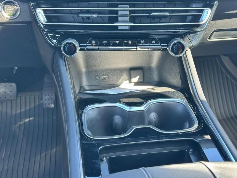 new 2026 Chevrolet Traverse car, priced at $53,448
