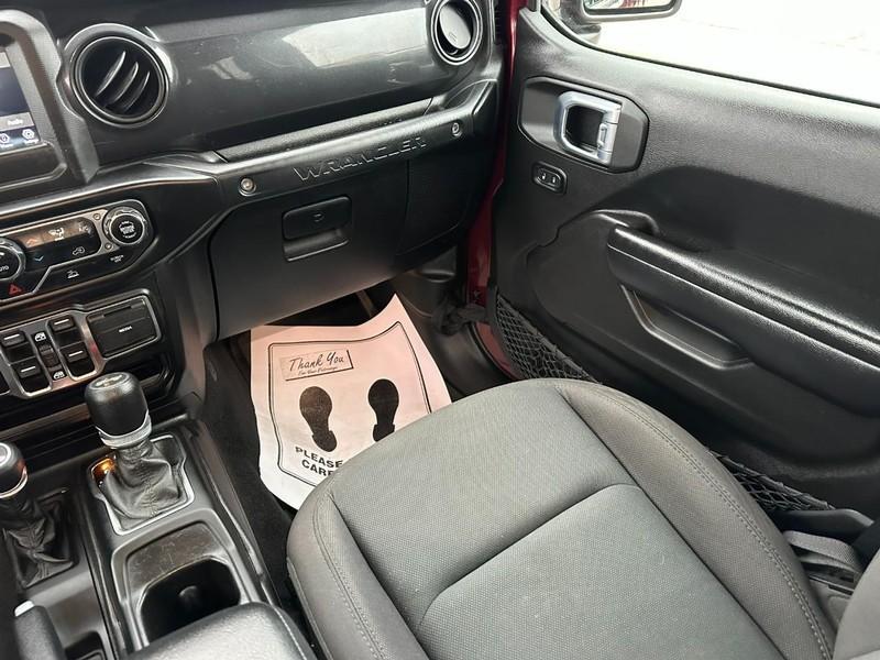 used 2021 Jeep Wrangler Unlimited car, priced at $28,000