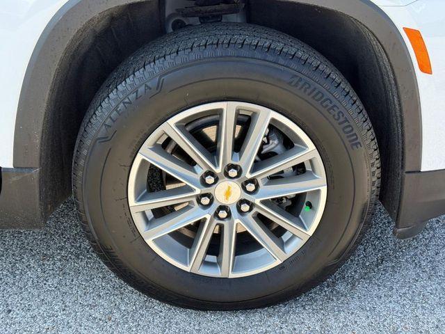 used 2023 Chevrolet Traverse car, priced at $33,612