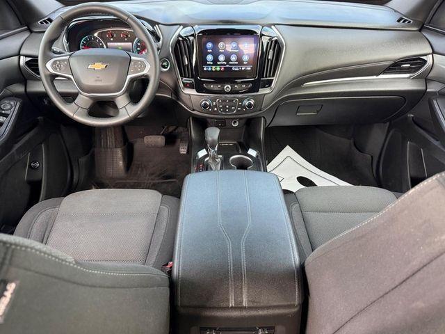 used 2023 Chevrolet Traverse car, priced at $25,812