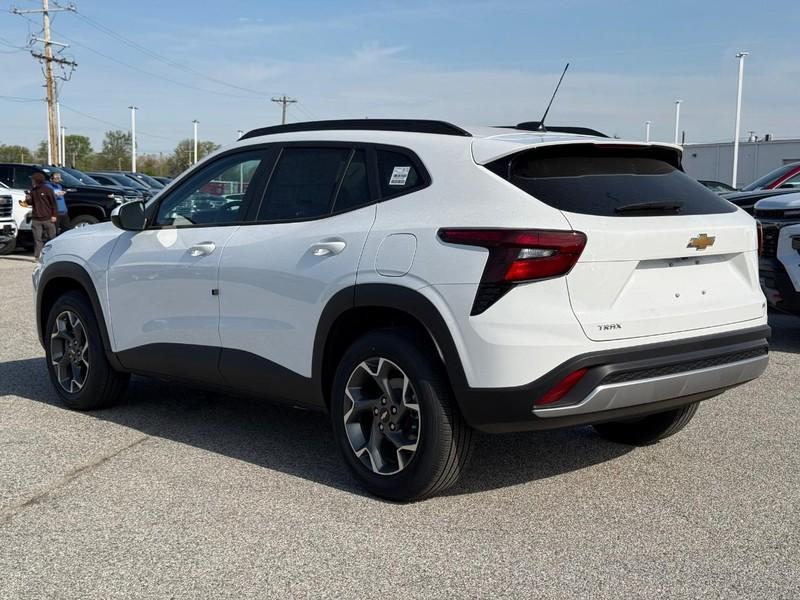 new 2026 Chevrolet Trax car, priced at $22,760