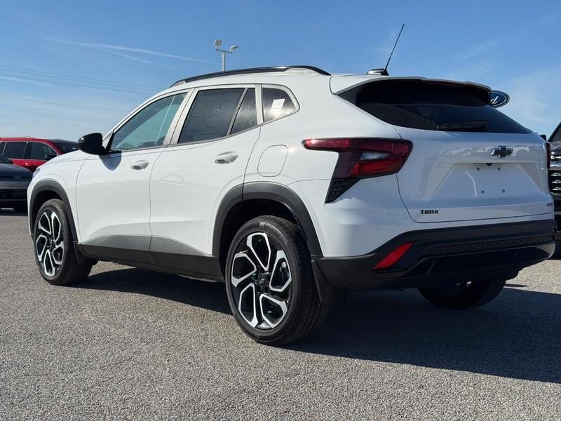 new 2026 Chevrolet Trax car, priced at $25,265