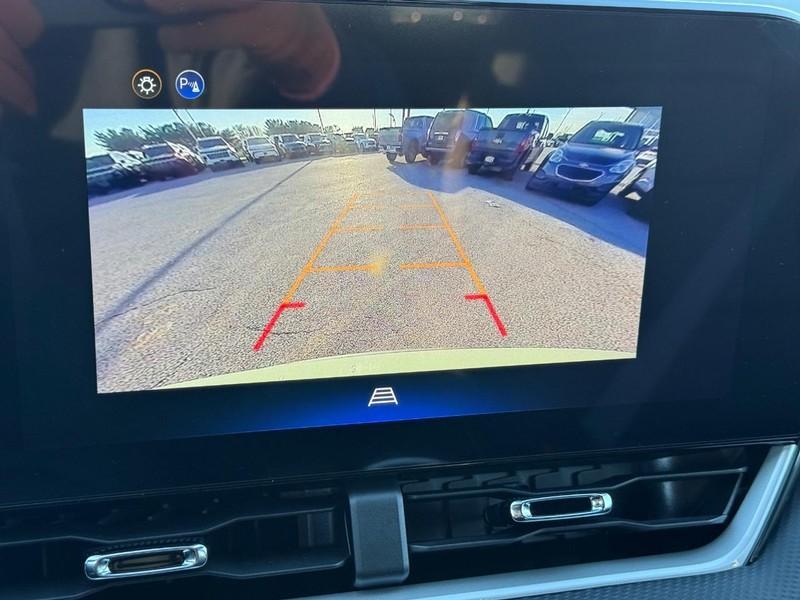 new 2026 Chevrolet Equinox car, priced at $27,620