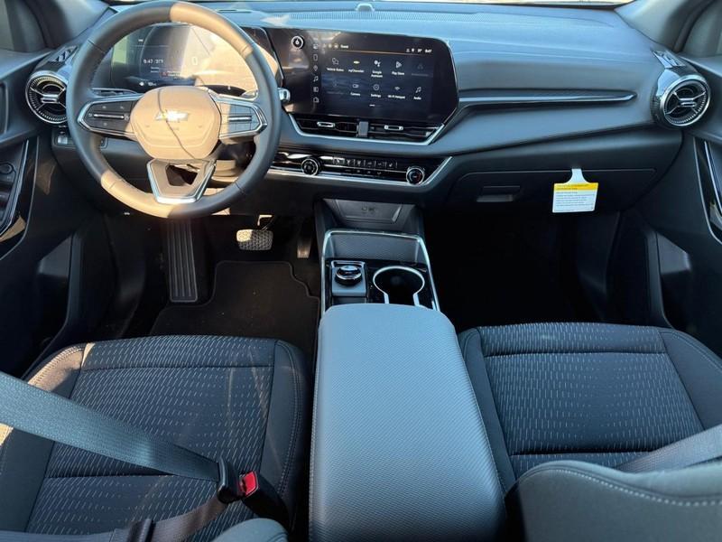 new 2026 Chevrolet Equinox car, priced at $27,620