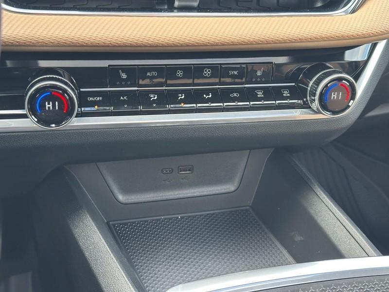 new 2026 Chevrolet Equinox car, priced at $34,715