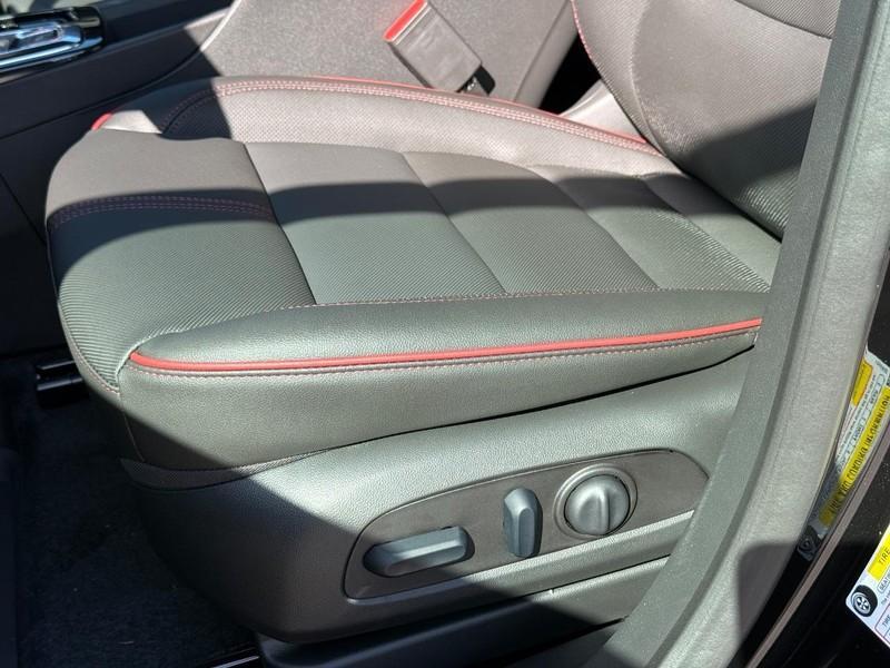 new 2026 Chevrolet TrailBlazer car, priced at $30,290