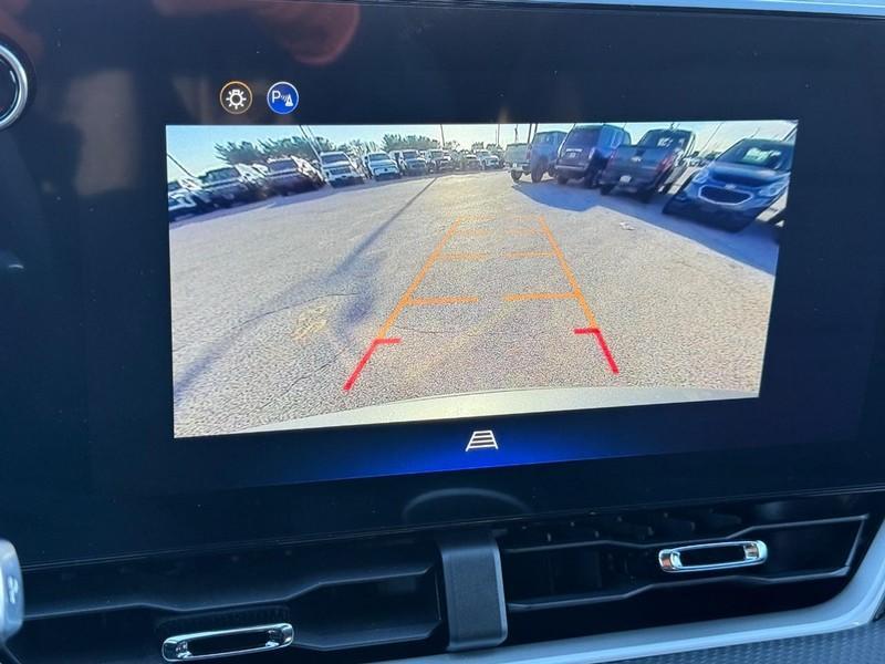 new 2026 Chevrolet Equinox car, priced at $27,620