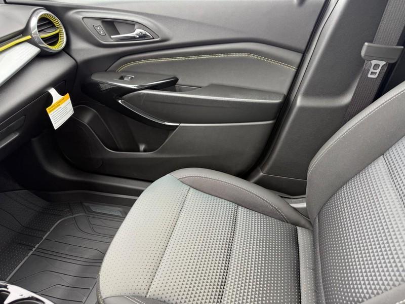 new 2026 Chevrolet Trax car, priced at $24,923
