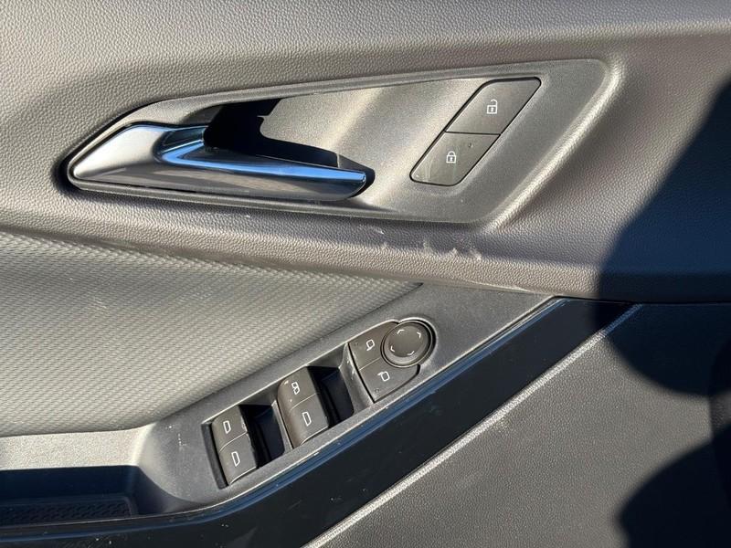 new 2026 Chevrolet Equinox car, priced at $27,620