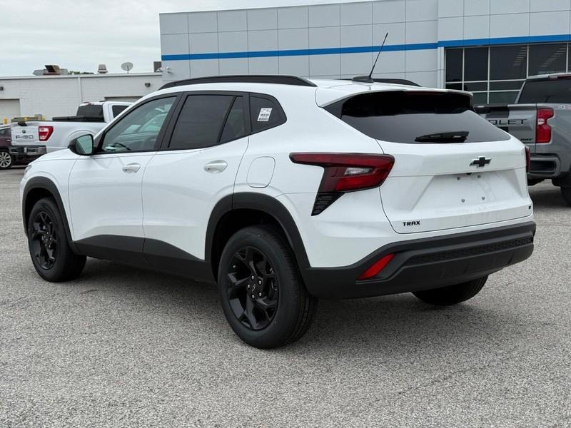 new 2026 Chevrolet Trax car, priced at $23,928