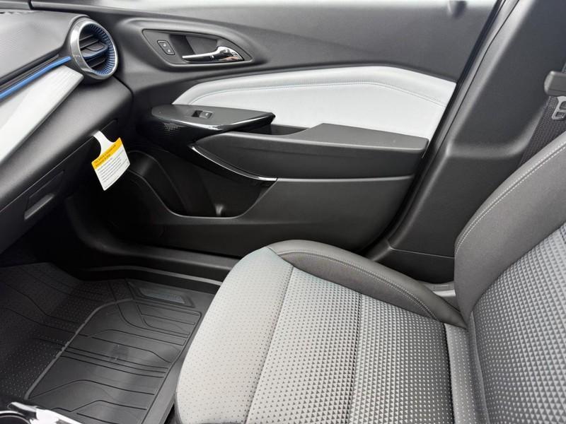 new 2026 Chevrolet Trax car, priced at $23,928