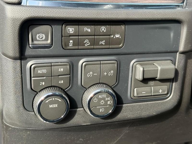 new 2026 Chevrolet Suburban car, priced at $85,495