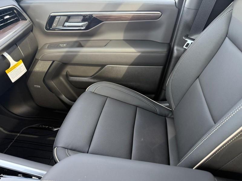 new 2026 Chevrolet Suburban car, priced at $85,495