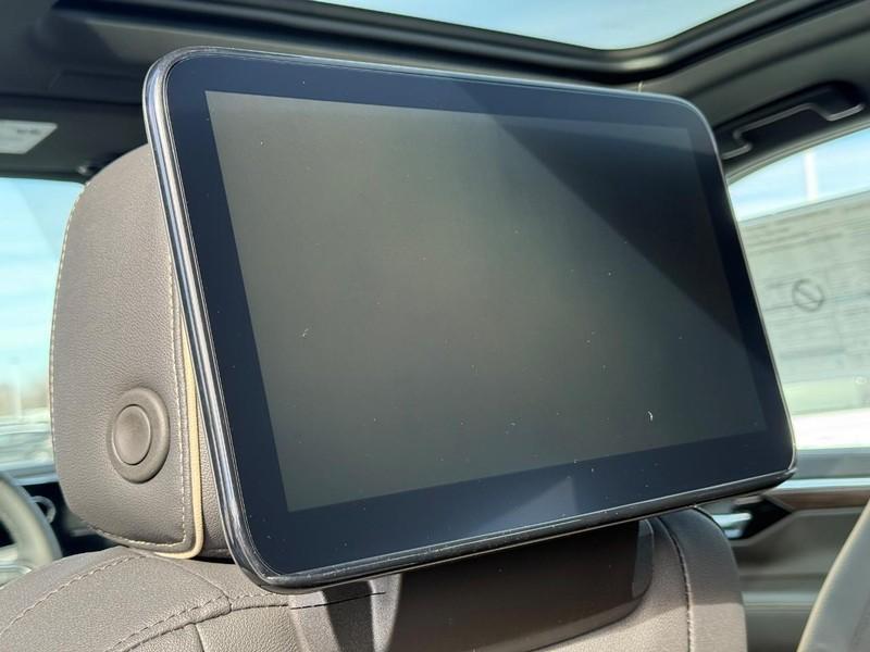 new 2026 Chevrolet Suburban car, priced at $85,495