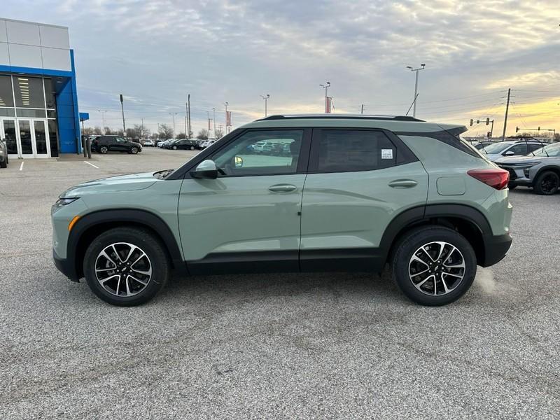 new 2026 Chevrolet TrailBlazer car, priced at $27,935